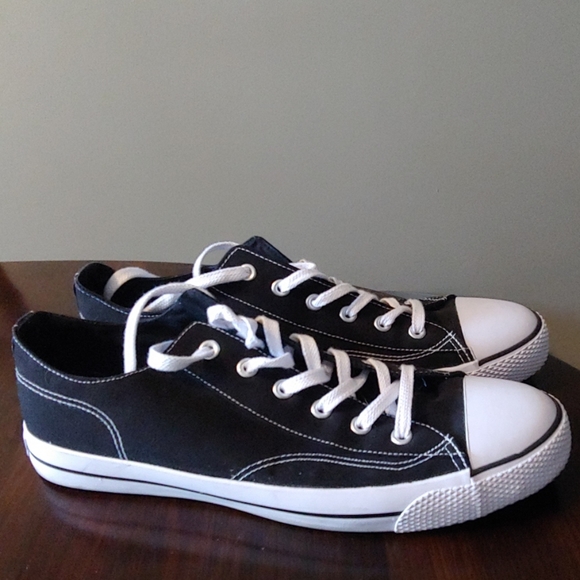 airwalk musket mens skate shoes